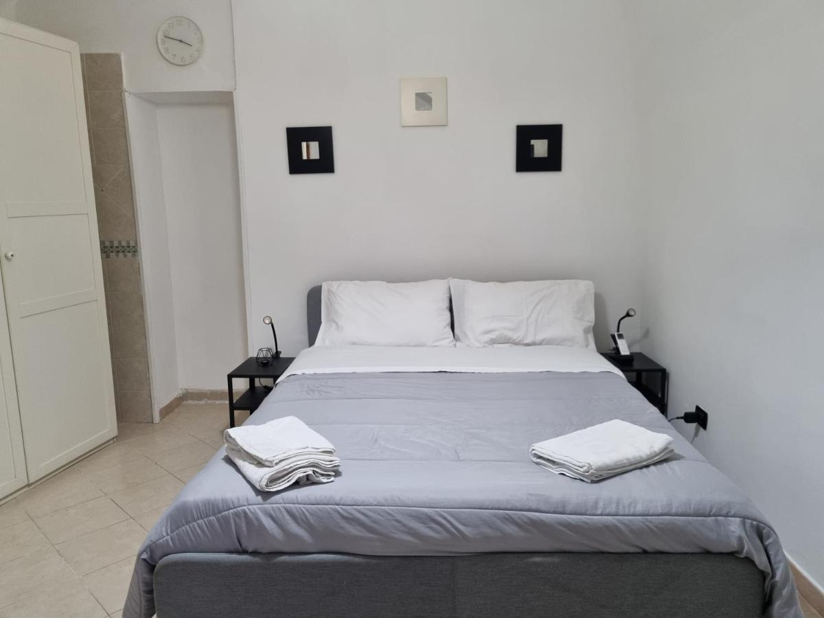 Donnaluisa Apartment Naples Exterior photo