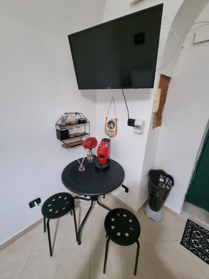 Donnaluisa Apartment Naples Exterior photo
